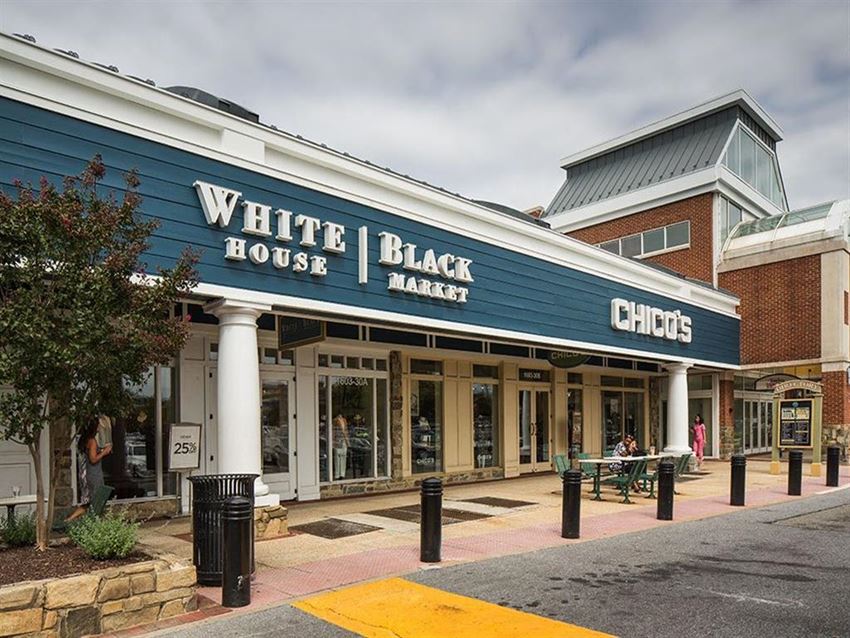 The Residences At Congressional Village Apartments, 198 Halpine Rd